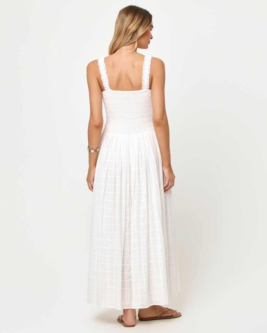 Robe longue en coton à jupe ample, bustier smocké et larges bretelles, coloris crème