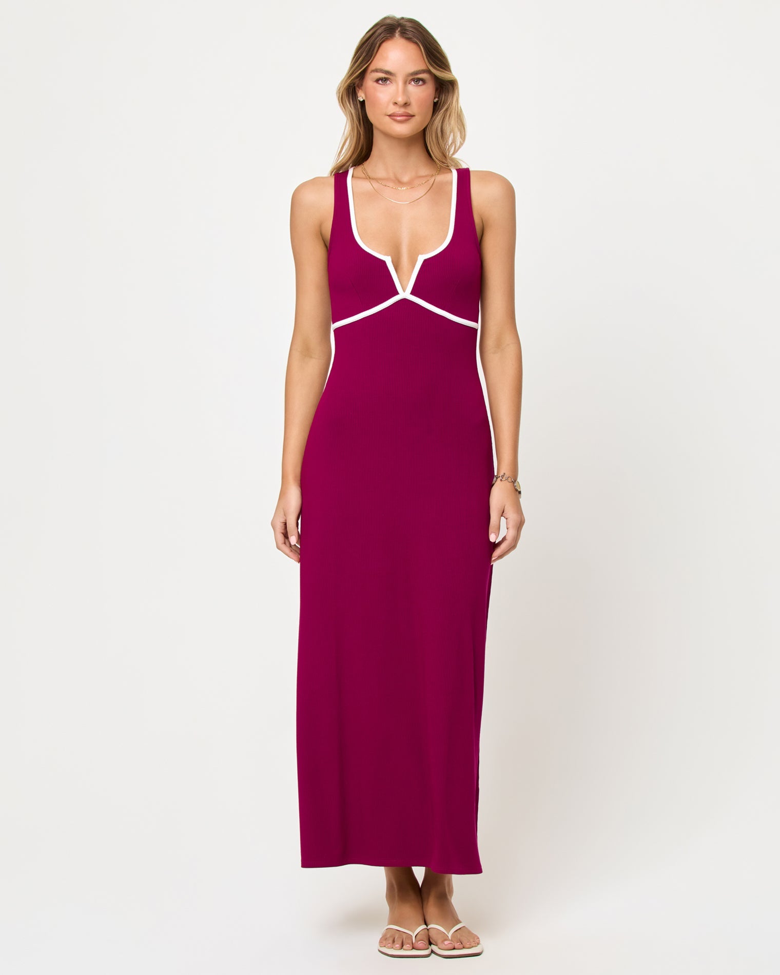 Robe longue moulante en maille unie coupe princesse framboise et crème