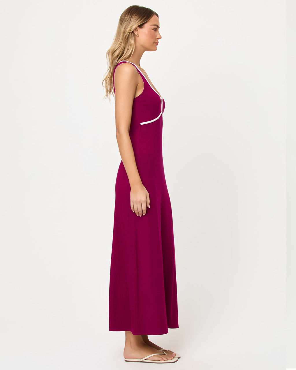 Robe longue moulante en maille unie coupe princesse framboise et crème