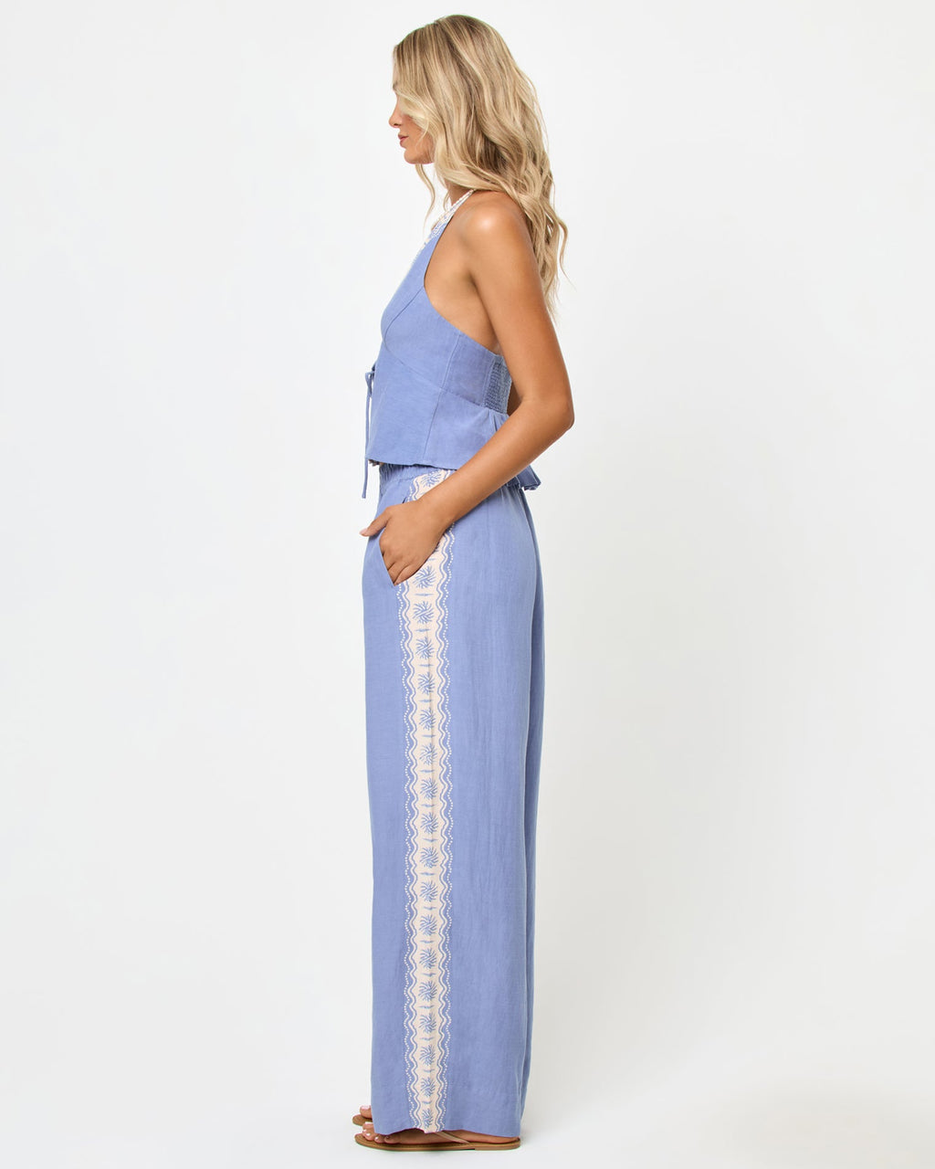Pantalon pull-on ample en mélange de lin bleu coquille avec bordure contrastante