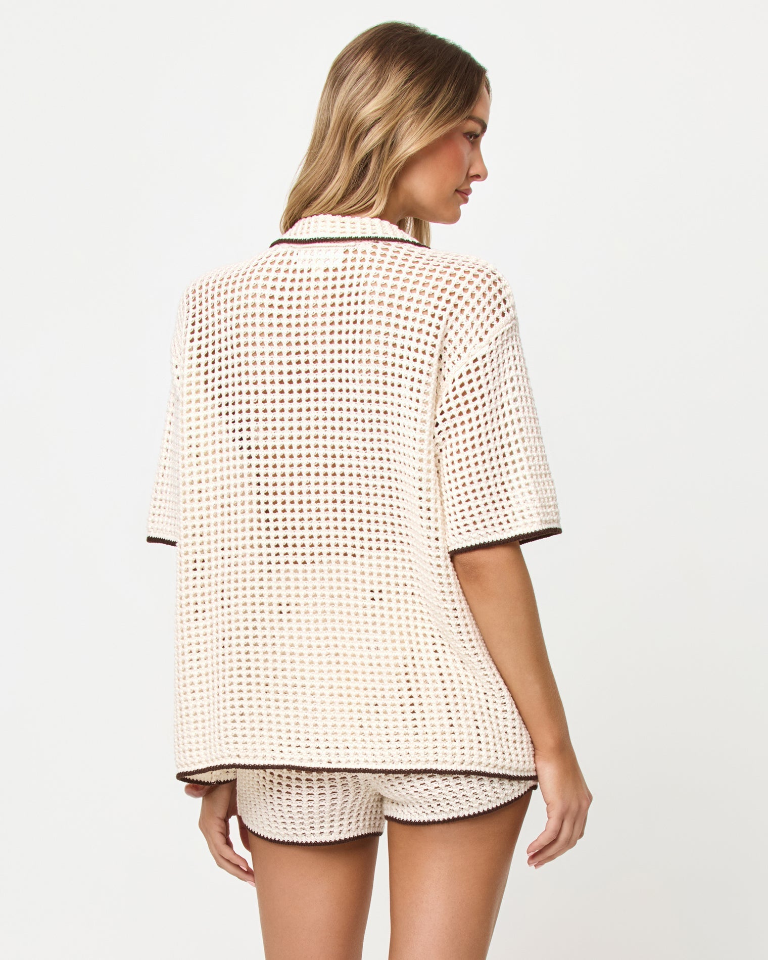 Chemise à col boutonné Scout avec poche poitrine couleur crème expresso