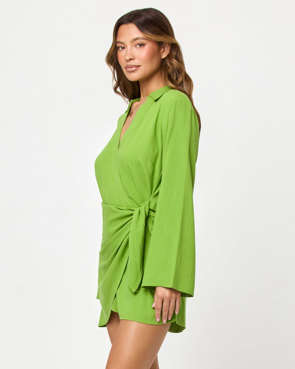Mini-robe boutonnée à col et encolure portefeuille, vert verdoyant