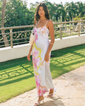Robe longue nuisette à fines bretelles et coupe biais imprimé floral hibiscus