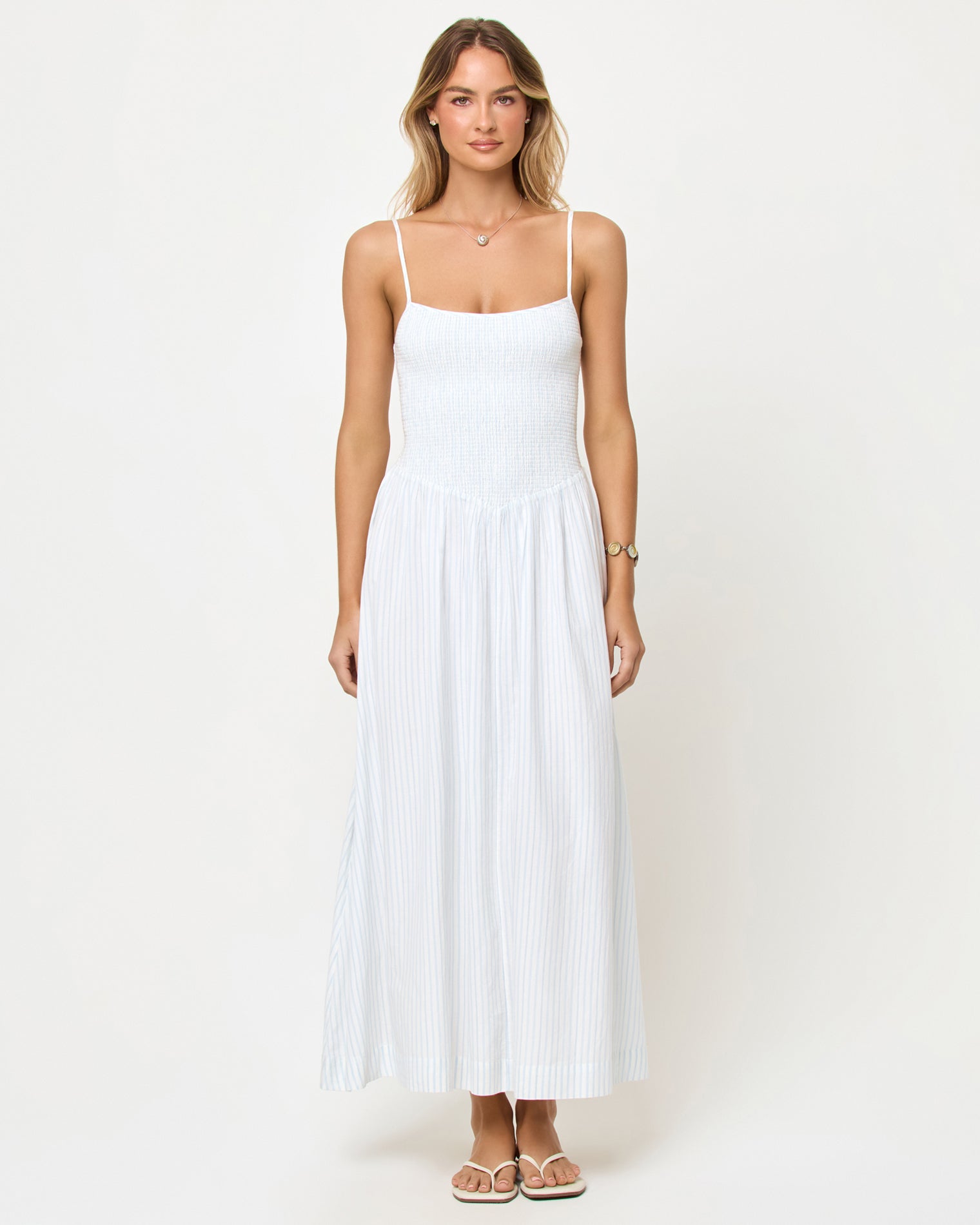 Robe longue à corsage smocké à rayures bleu galet pour femme