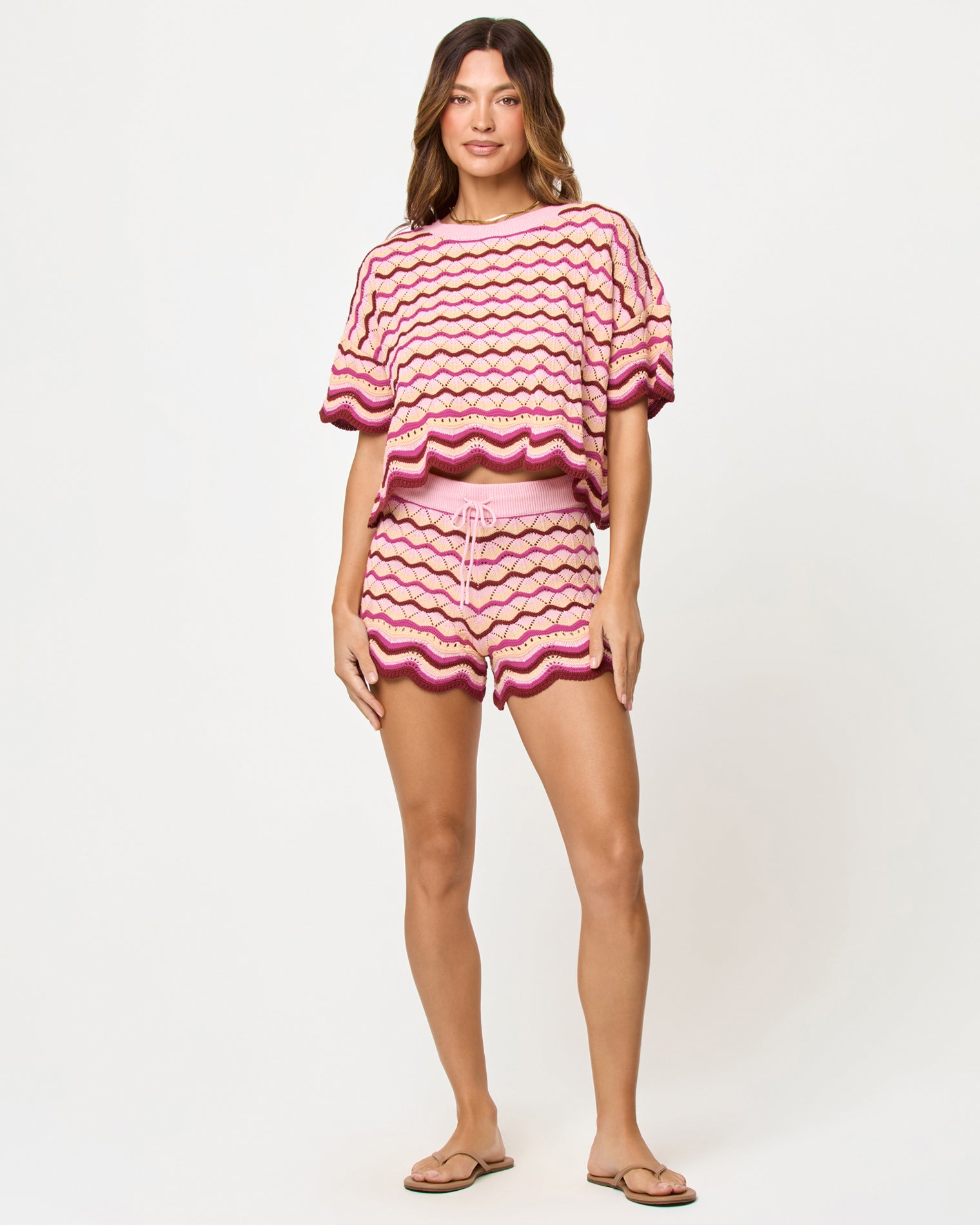 Shorts de plage taille haute en maille crochet avec ourlet festonné et cordon de serrage rose